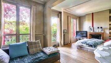 6 chambres, bureau, fer et planche Ă repasser, Wi-Fi