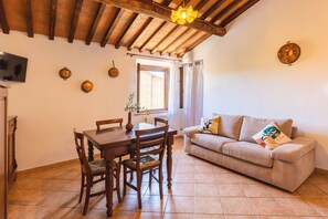 Smart TV - Leondardo Apartment ~ LE FRAINE (New Opening 2022) (Santa Luce)