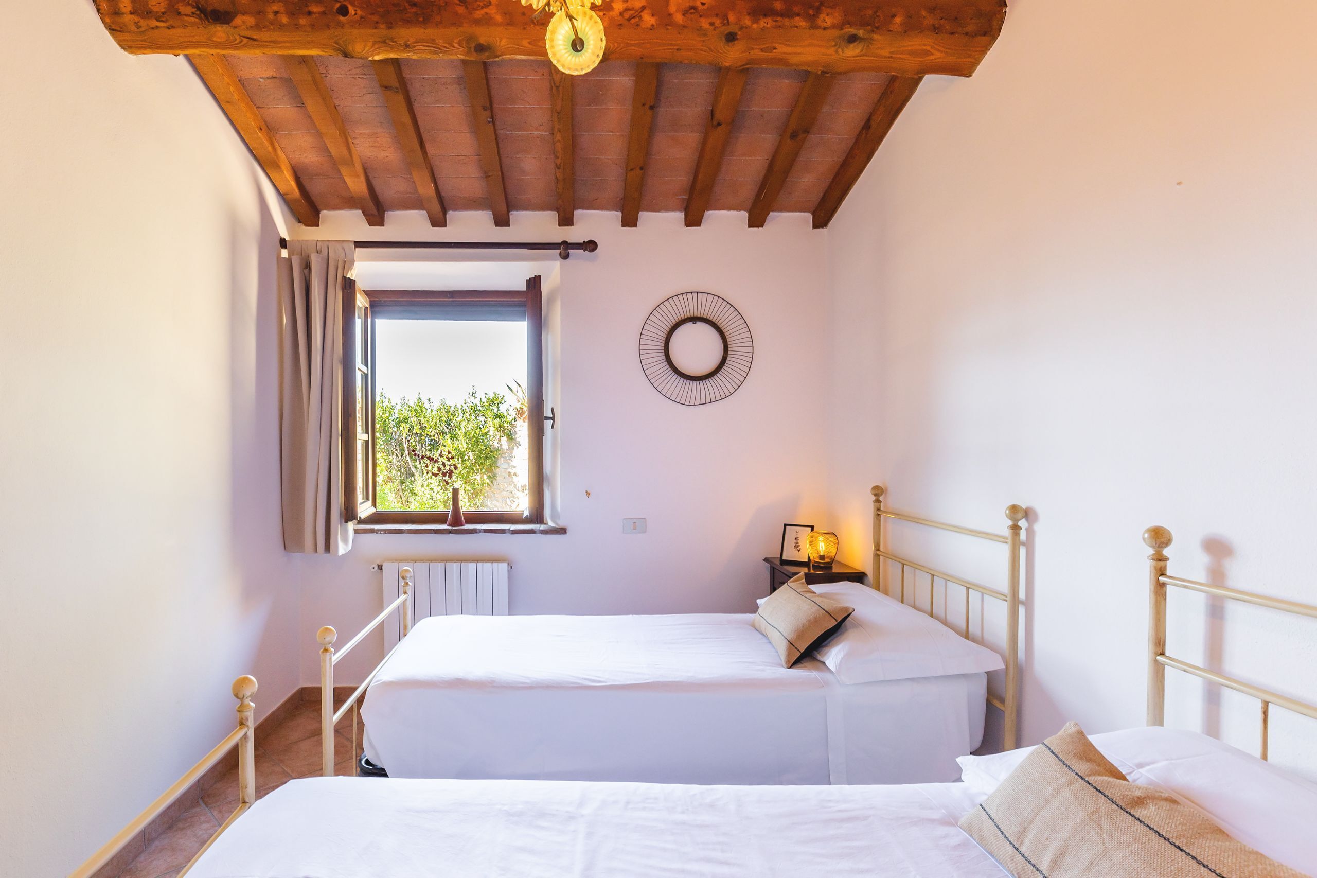 2 camere, ferro/asse da stiro, Wi-Fi gratuito, lenzuola