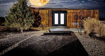 Stylishly Renovated Train Sunsets for miles near I27, WTAMU and Palo Duro Canyon