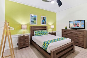 4 habitaciones, tabla de planchar con plancha y cuna de viaje