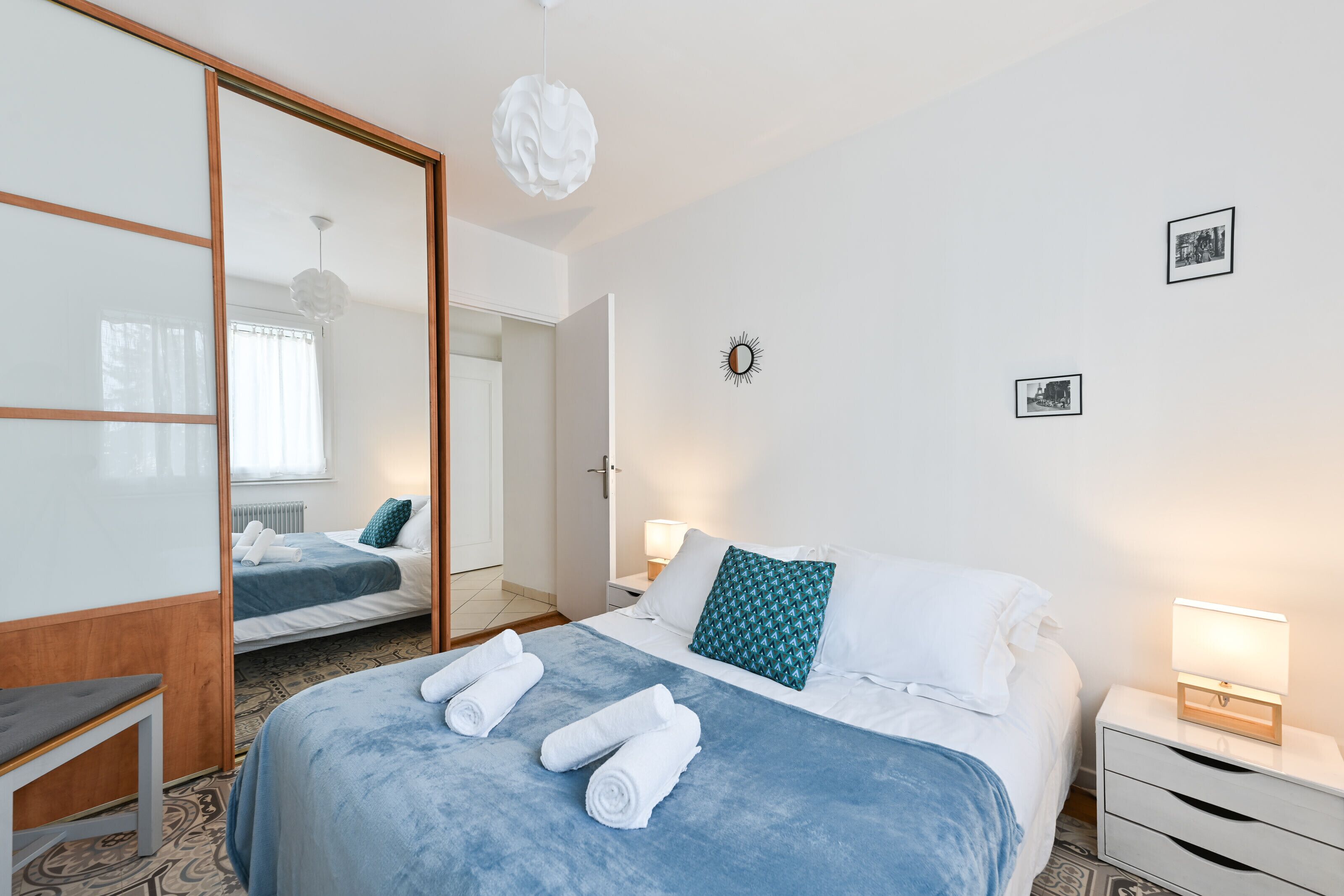 2 chambres, fer et planche à repasser, lit parapluie, Wi-Fi