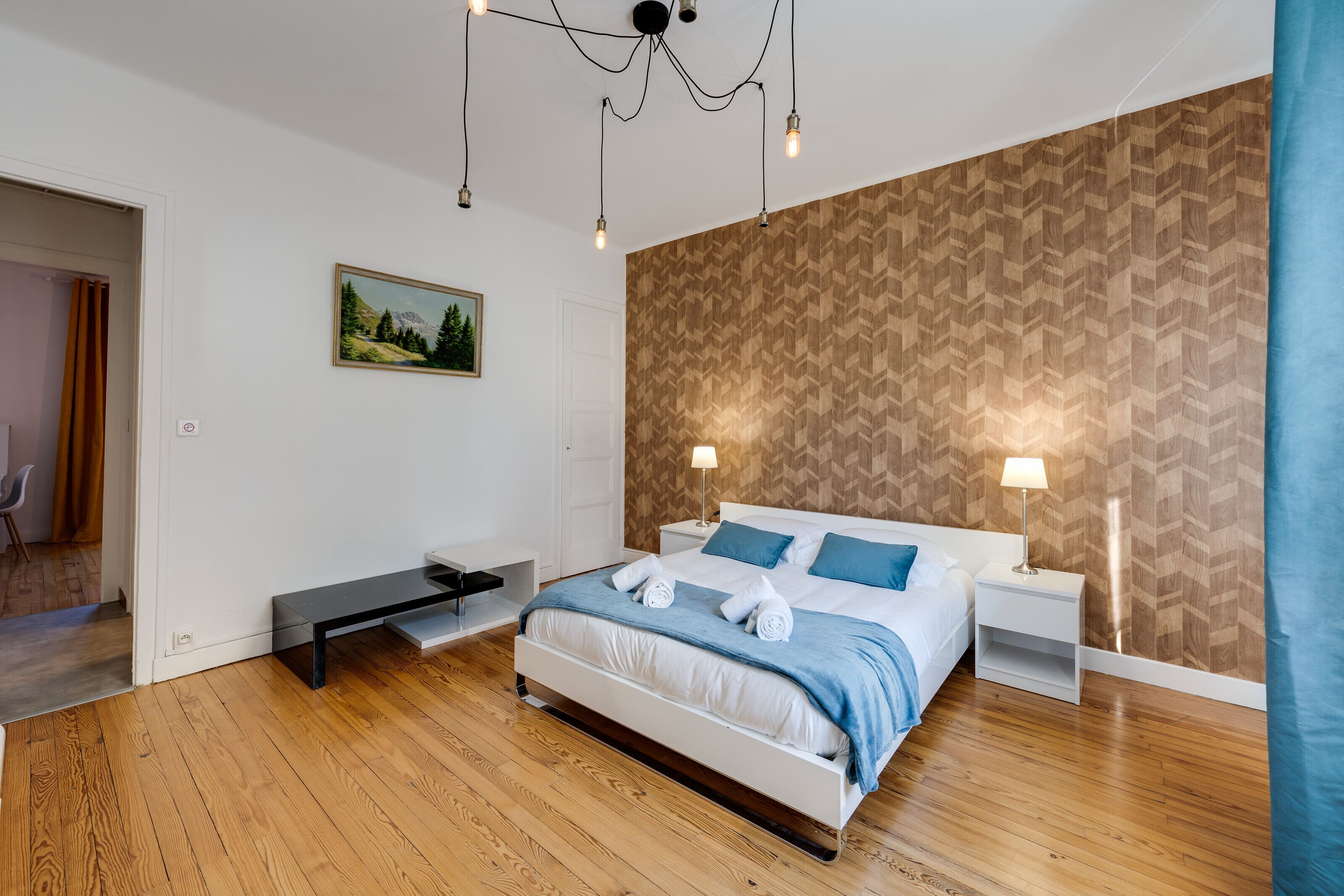 3 bedrooms, iron/ironing board, travel crib, WiFi