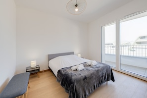 1 chambre, fer et planche à repasser, Wi-Fi, draps fournis