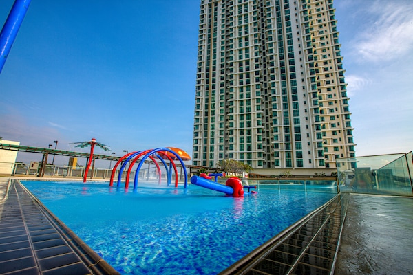 Outdoor pool, open 7:00 AM to 8:00 AM, sun loungers