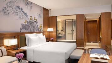 Minibar, in-room safe, desk, laptop workspace