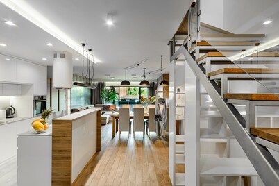 Lumina luxury apartment with 3 terraces