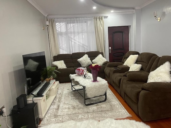 Business Apartment | Living area
