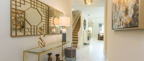 Villa, 5 Bedrooms | Interior