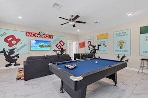 Villa, 6 chambres | Salle de jeux