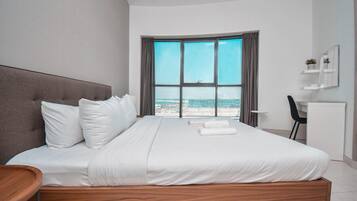 Apartemen Panorama, 2 kamar tidur, pemandangan kota | 2 kamar tidur, seprai katun Mesir, seprai premium, dan meja kerja