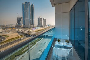 Căn hộ có tầm nhìn toàn cảnh, 2 phòng ngủ, quang cảnh thành phố | Quang cảnh ban công