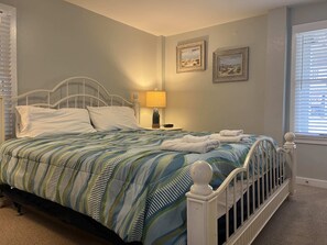 7 chambres, fer et planche à repasser, Wi-Fi, literie fournie