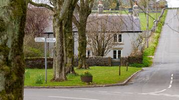 مكان جذب سياحي