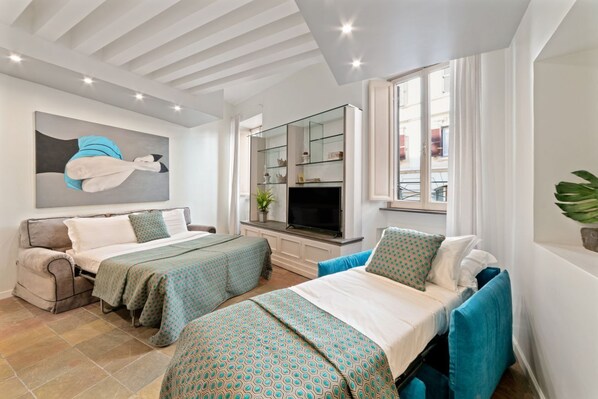 1 bedroom, iron/ironing board, free WiFi, bed sheets