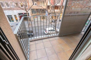 Interior - 1 bedroom with balcony in Eixample (Barcelona)
