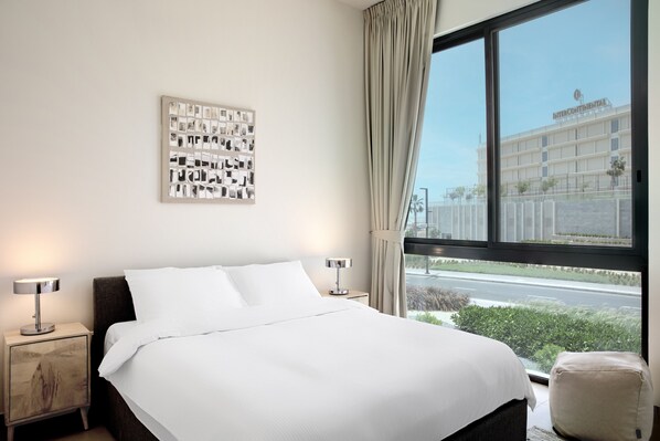 Laptop workspace, free WiFi, bed sheets - Olala Oasis Homes (Ras Al Khaimah)