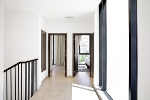 House (Olala Oasis 205) | Laptop workspace, free WiFi, bed sheets