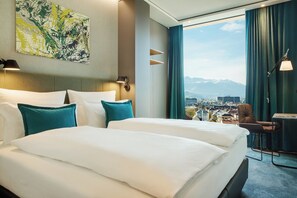 Lakens van Egyptisch katoen, luxe beddengoed, een kluis op de kamer