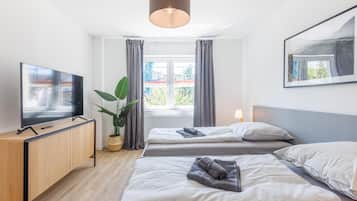 Classic Apartment | 2 bilik tidur, seterika/papan seterika, Wi-fi percuma, cadar katil