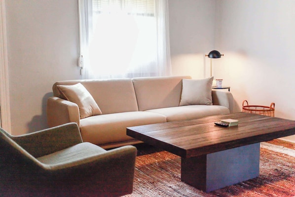 TV, offices