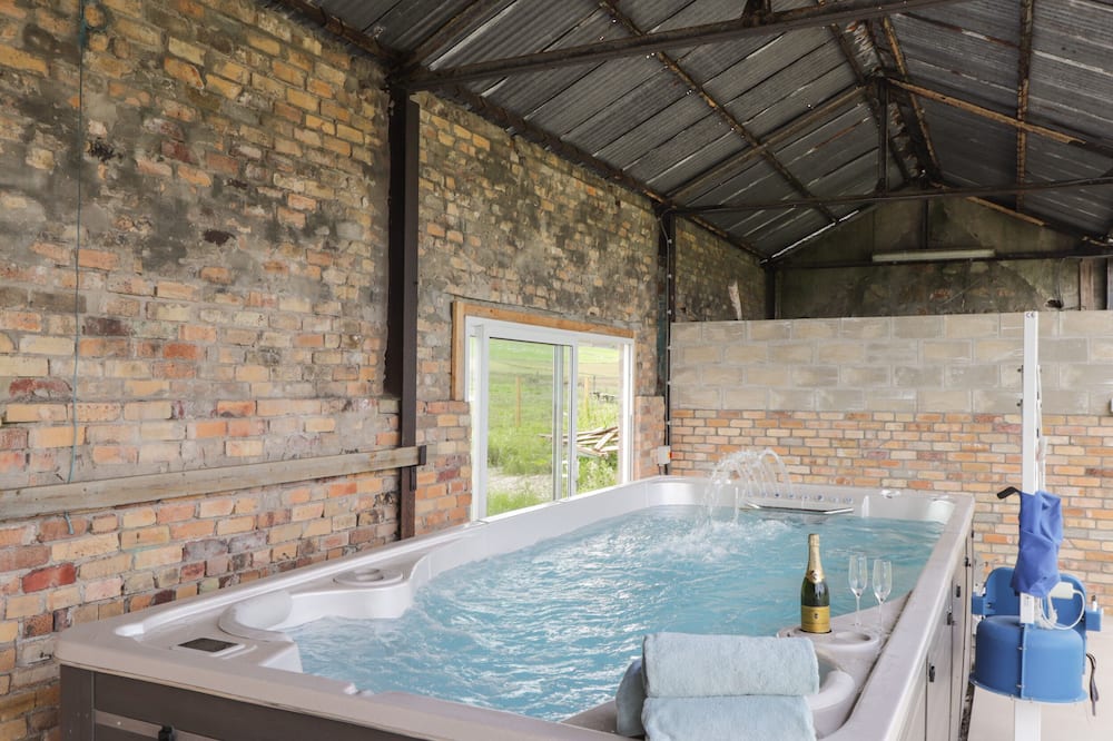luxury hotels in Highland