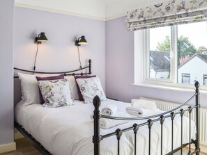 3 bedrooms, free WiFi, bed sheets - The Dairyman’s Cottage (York)