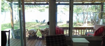 The Glamp-Direct on Lake with own Beach and own Outhouse