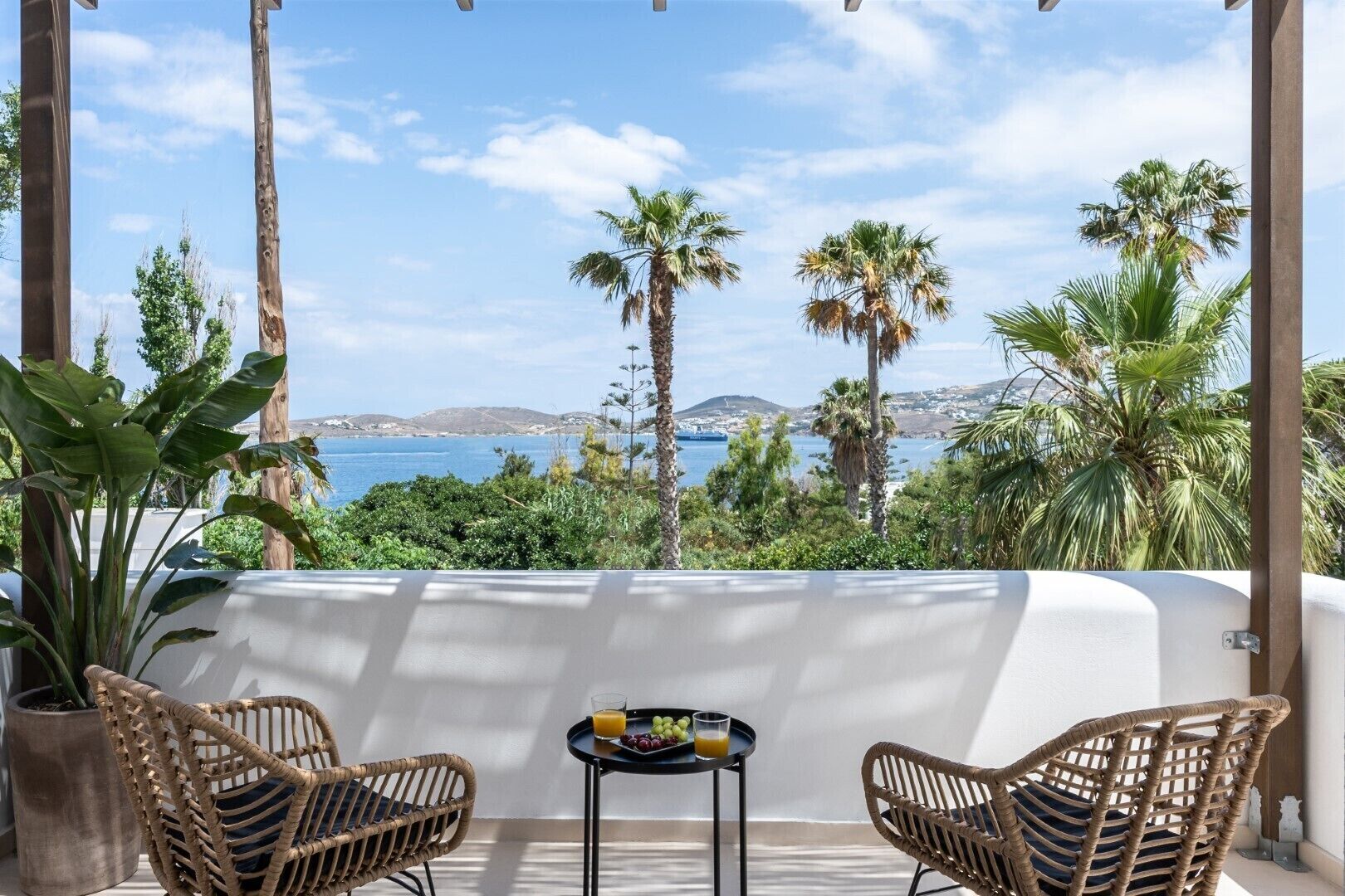 デラックス ダブルルーム バルコニー シービュー | バルコニー