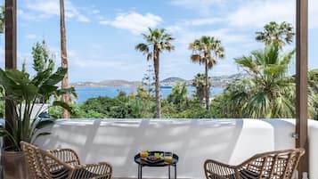 Deluxe Double Room, Balcony, Sea View | Balcony