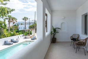 Phòng đôi phong cách lãng mạn, hiên, quang cảnh biển | Ban công