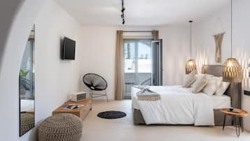 Junior Studio Suite, Pool View, Poolside | 1 bedroom, premium bedding, pillow-top beds, in-room safe