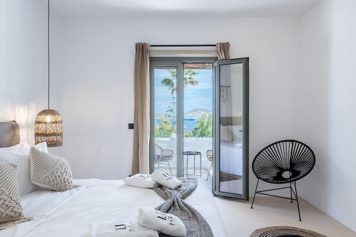 Deluxe Double Room, Balcony, Sea View | 1 bedroom, premium bedding, pillowtop beds, in-room safe