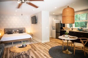 1 camera, culla da viaggio, Wi-Fi gratuito, lenzuola