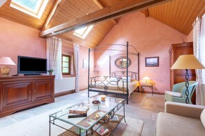 1 chambre, fer et planche à repasser, Wi-Fi gratuit, draps fournis