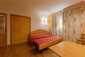 Free WiFi - Apt near the ski runs 4/6 ppl, pool, parking (Orcières)