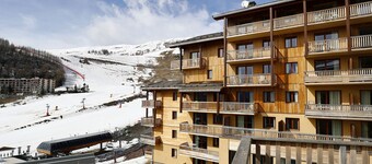 Apt near the ski station 4/6 ppl, balcony, pool