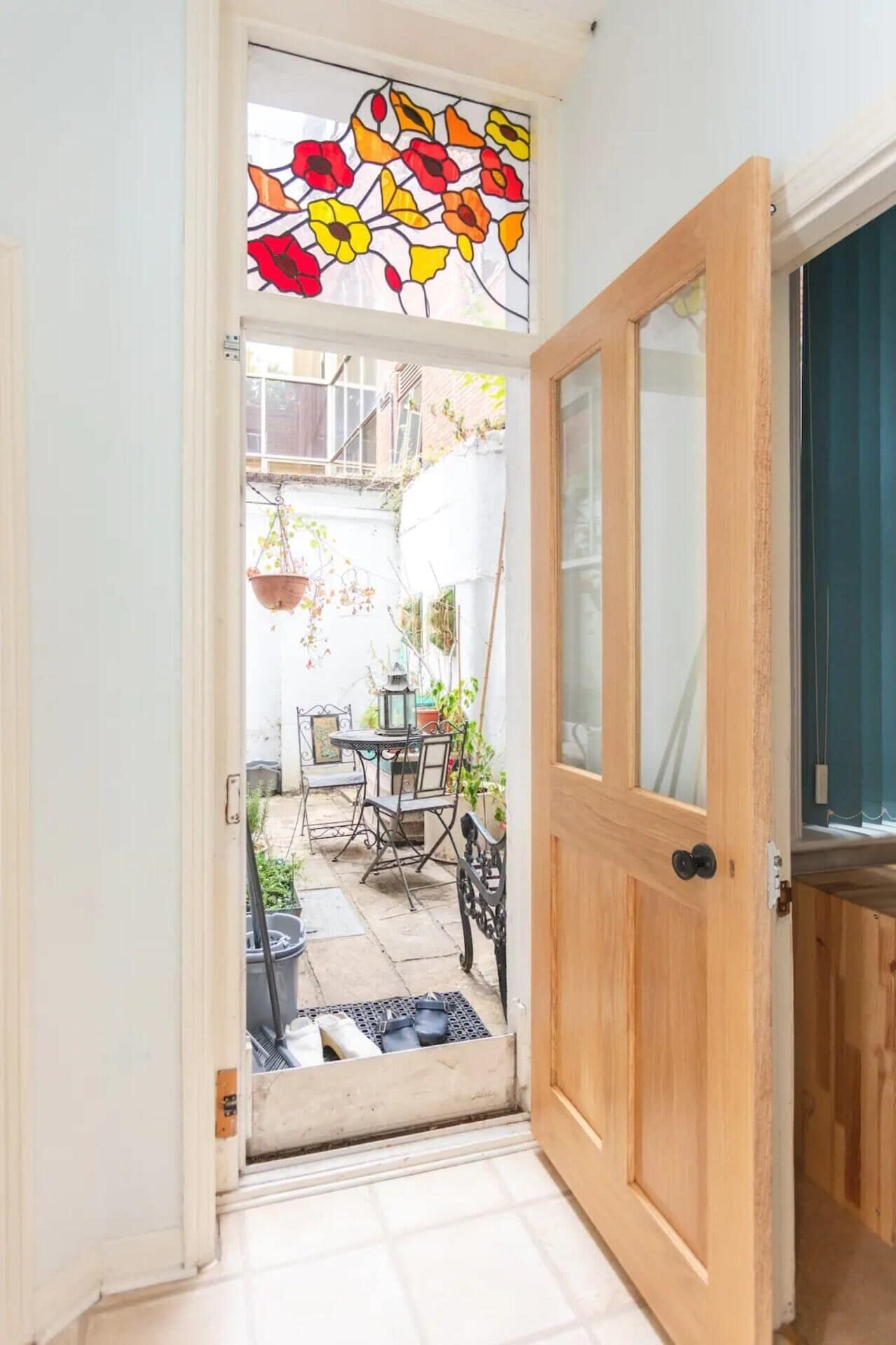 เบสิกอพาร์ทเมนท์, หลายเตียง