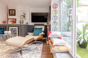 Basic-Apartment, Mehrere Betten | 3 Schlafzimmer, Bügeleisen/Bügelbrett, Bettwäsche