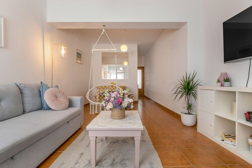 Sweet 2-Bedroom Townhouse