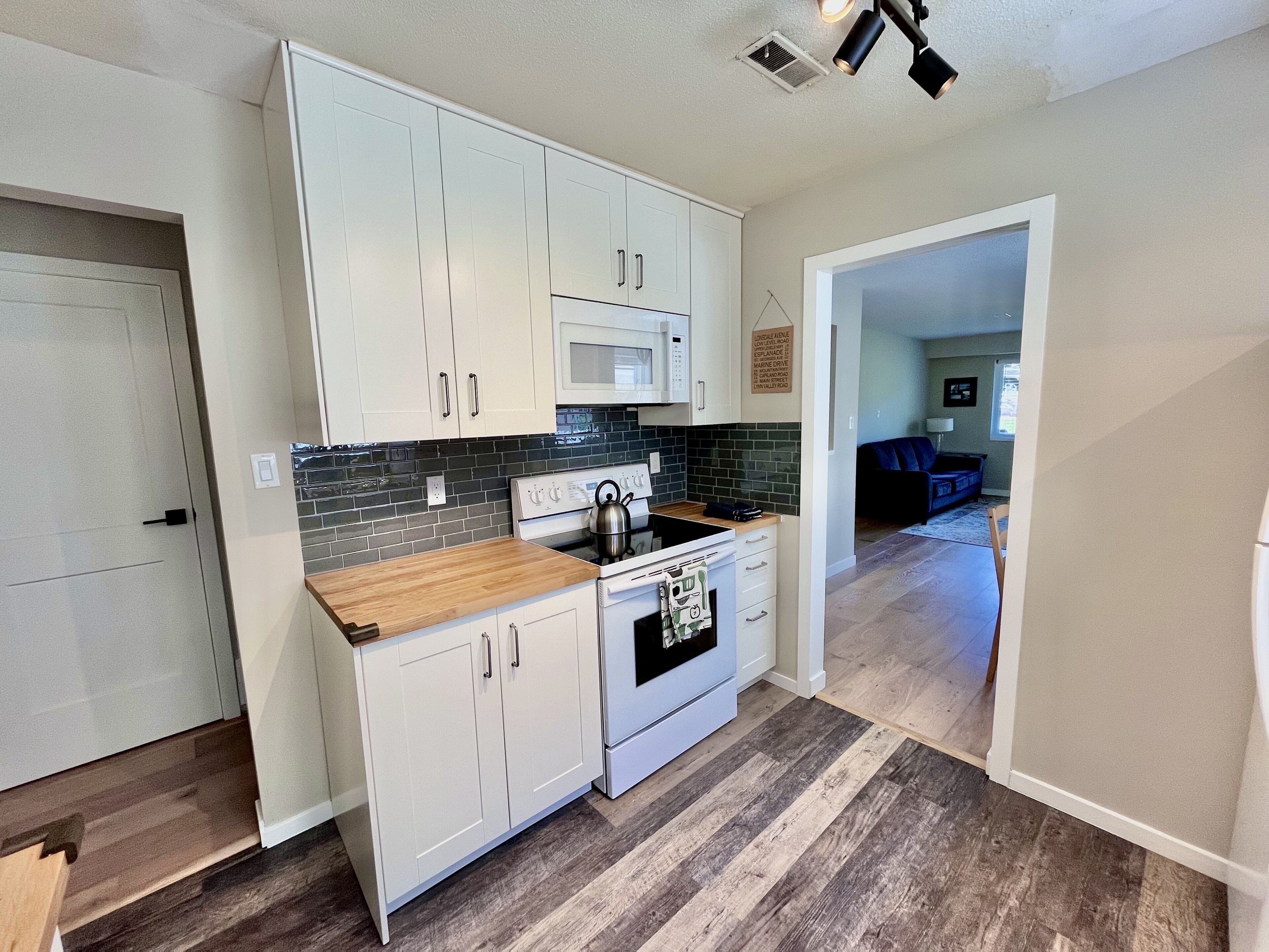 Top 10 PetFriendly Rentals In North Vancouver, Canada Trip101