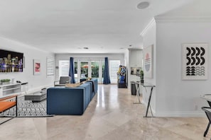 Smart-TV, Videospiele, Arbeitsbereiche