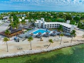 Exterior - Barefoot Bliss: Ground Floor Condo with Den & Dual Balconies (Islamorada)