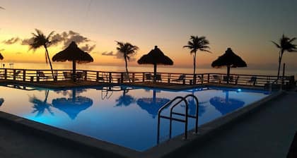 Islamorada Escape:  1 BR with Den: 2 Balconies