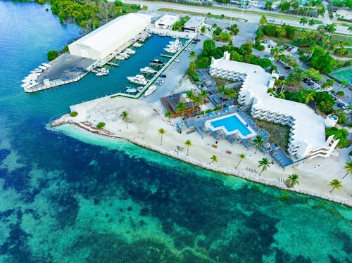 Stay Salty: Keys Dreams 1BR Condo Steps from the Sand