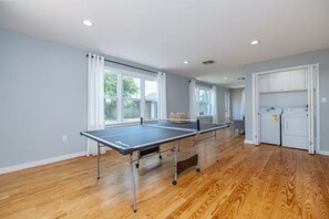 Spielezimmer