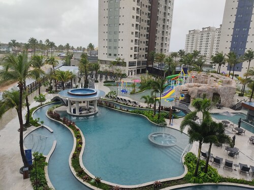 Resort Salinas Premium