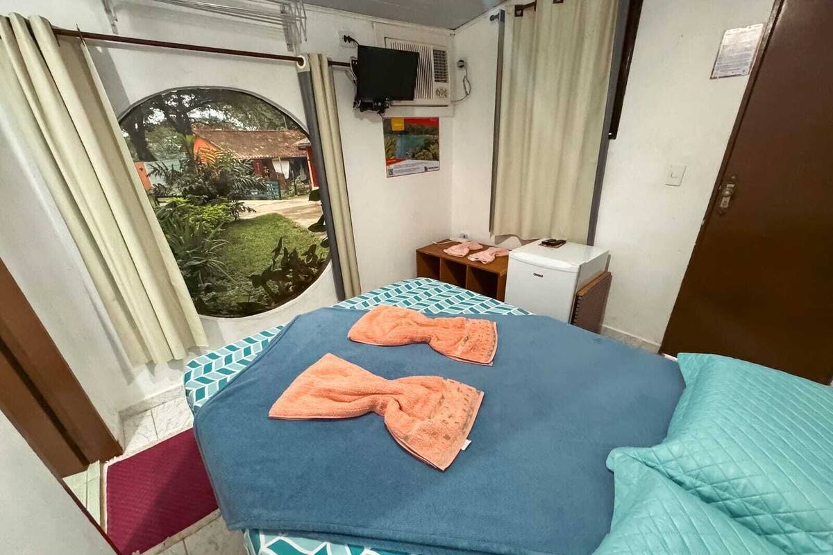 Habitación doble | Wifi gratis y ropa de cama