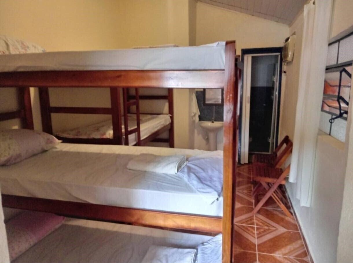 Dormitorio compartido | Wifi gratis y ropa de cama 