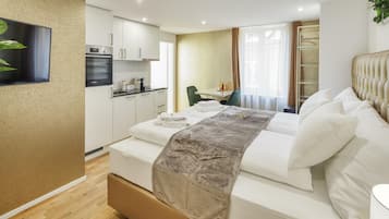 Estudio Deluxe | 2 habitaciones, cortinas blackout y tabla de planchar con plancha